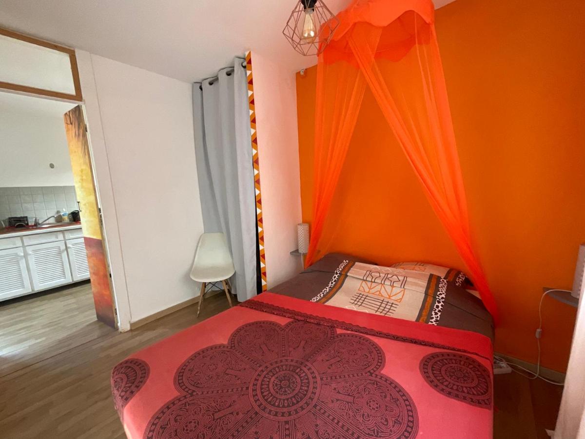Bungalows Les Vagues Abondes Villa Sainte-Anne  Buitenkant foto